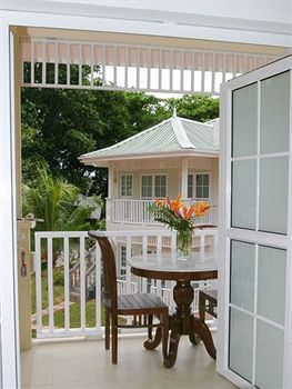 Bord Mer Villa マヘ島 エクステリア 写真